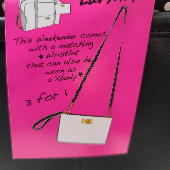 Betsey Johnson Weekender Luggage - Picture 5 of 13